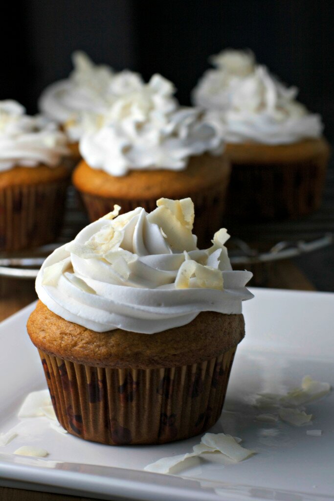 vegan vanilla cupcakes with vanilla cream frosting recipe